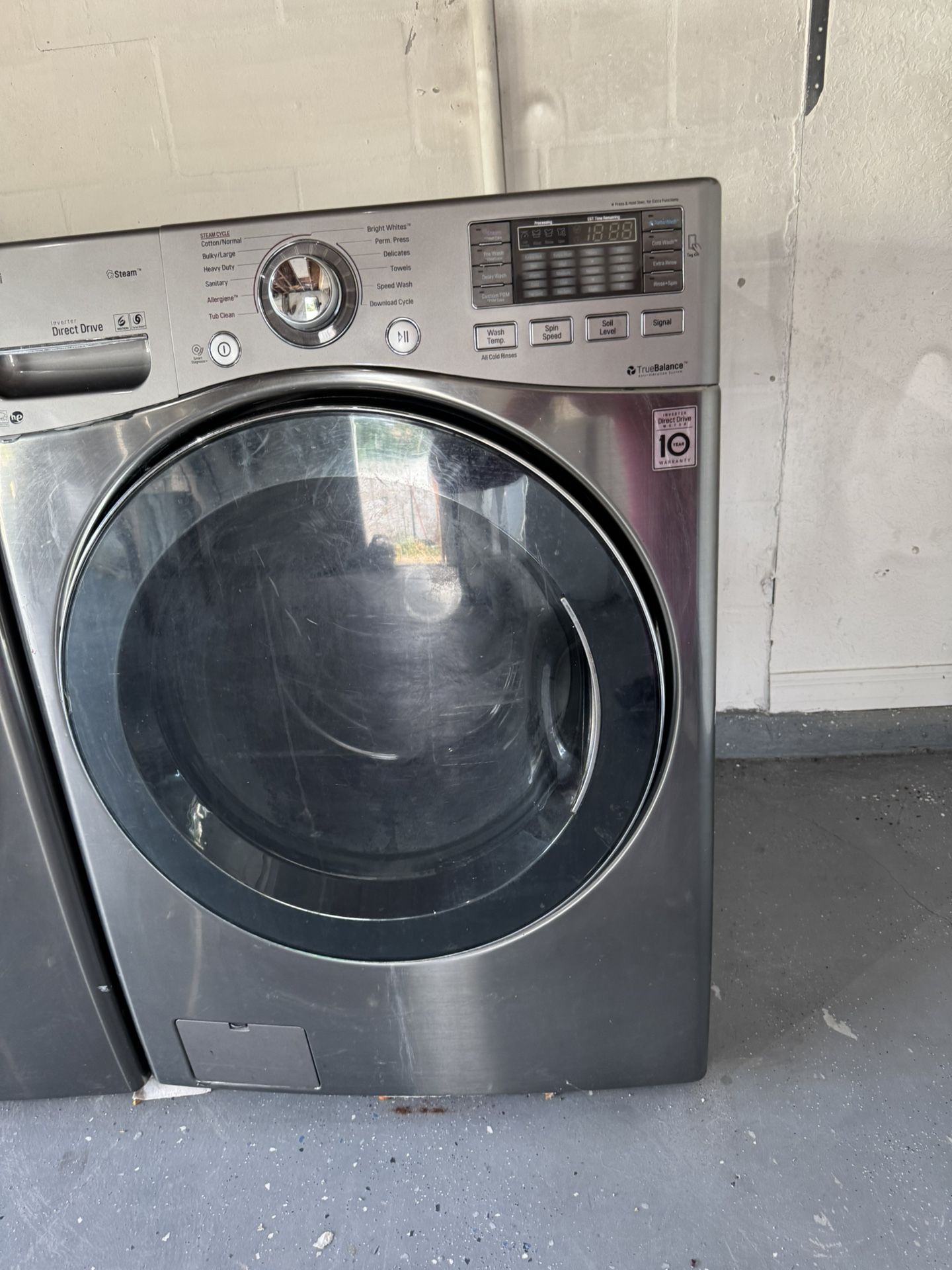 Dryer And Washing Machine