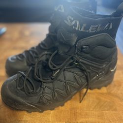 Salewa Men's Wildfire Edge Mid GTX Size: 9.5