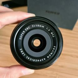 Fujifilm Fujinon XF18mm F2 R Lens (Used, like New) // Pancake style lens