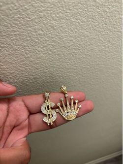 10k pendants