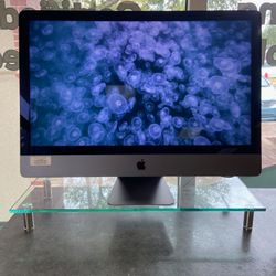 Apple iMac Pro 27” – 3.2GHz 8-Core / 32GB RAM / 1TB SSD / 8GB Vega GPU
