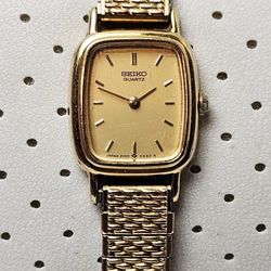 Vintage Seiko Ladies Gold-tone Quartz Watch 2Y00-5B49 New Battery