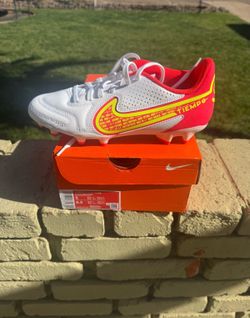Nike Tiempo Legend 9 Club FG/MG Men’s Size 5