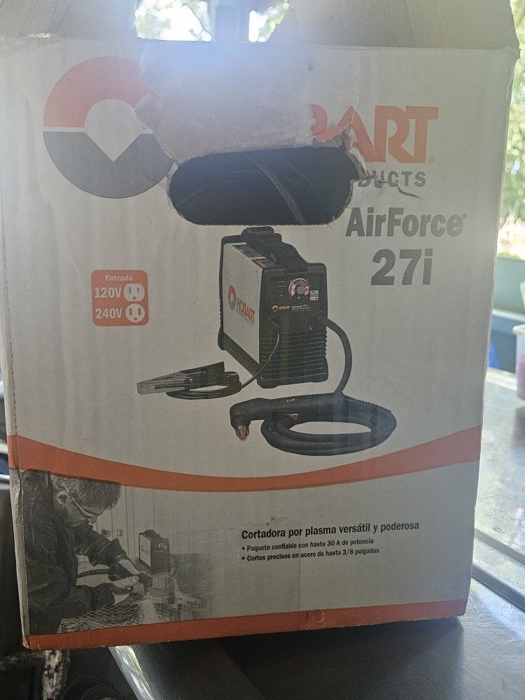 Hobart PLASMA CUTTER 27i