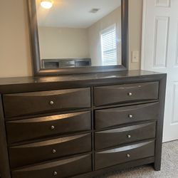 Queen Platform Bedroom Set 