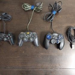 3-Play Station 2 Controllers+Audio/Video Cable