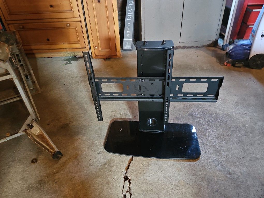 Universal TV Stand