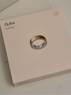Brand New Oura Ring 4 Gold – Size 7 – Never Opened