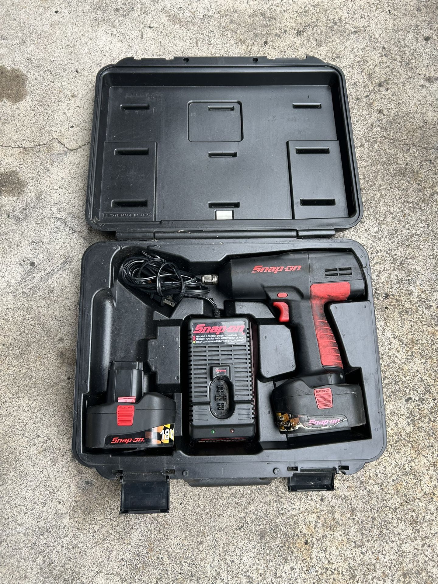 IMPACT WRENCH 1/2” Model CT3850 -18 V