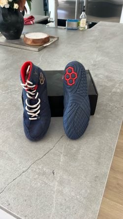 JB1 ADULT WRESTLING SHOES - NAVY  Size 9