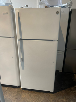 GE Top Mount Refrigerator White Energy Efficient