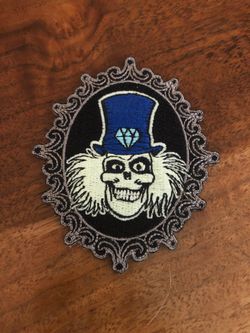 Rare Disneyland haunted mansion Hat Box ghost iron on patch