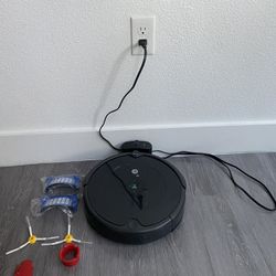 iRobot Roomba Vacuum Cleaner 694 