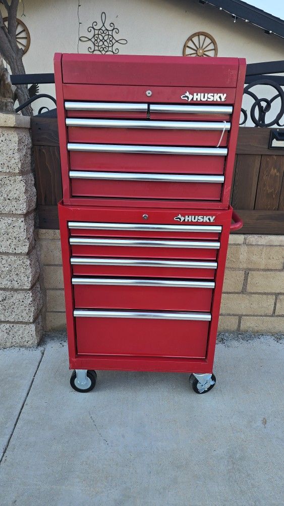 Husky Tool Storage Standard Duty Red Rolling Tool Chest Combo