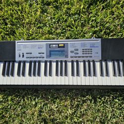 Casio LK 175 Keyboard