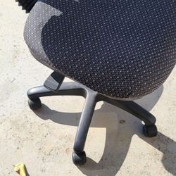Rolling Office Chair 