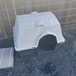 DOG HOUSE