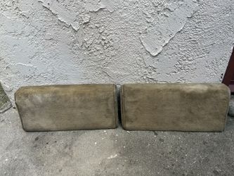 Mercedes 81-91 TAN Rear foot rests For 500,560