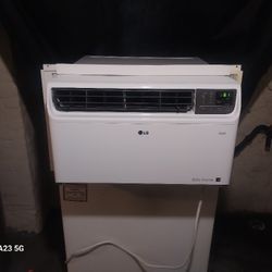 14,000 BTU Air Conditioner LG (Smart WiFi Regular Plug 110