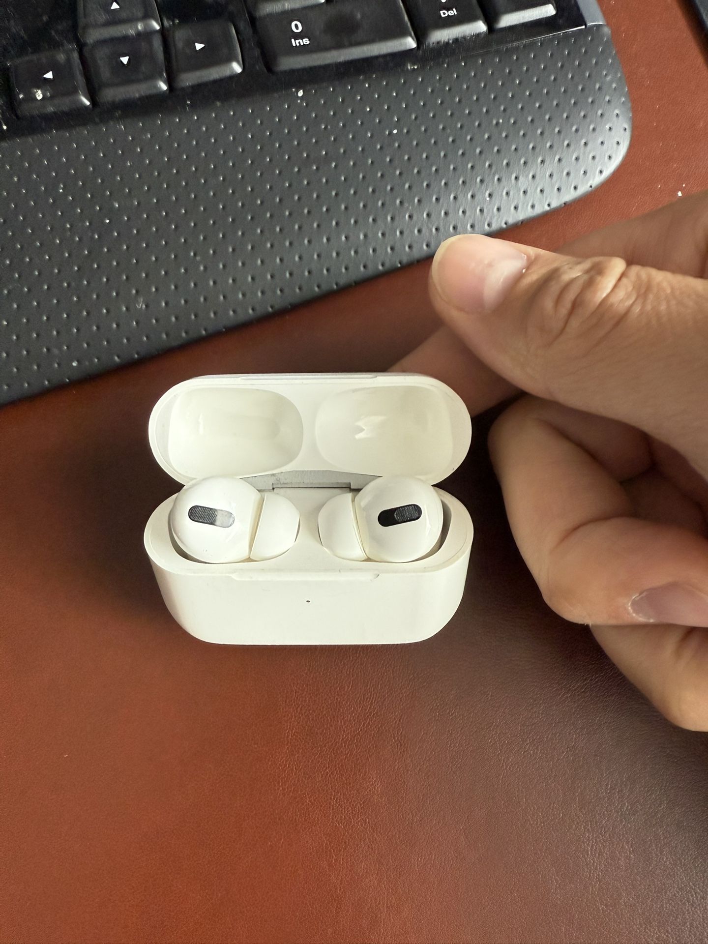 Apple AirPod Pro First Gen