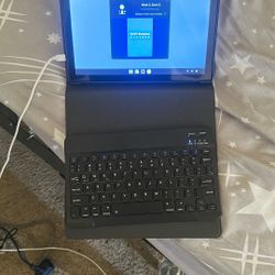 Tablet With Keyboard 