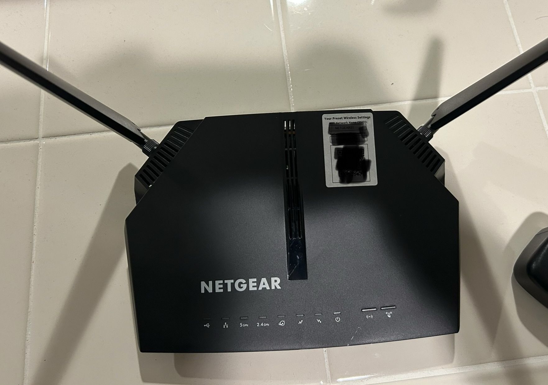 Netgear AC 1200 C6220