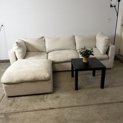 Can Deliver 4 piece Modular Couch