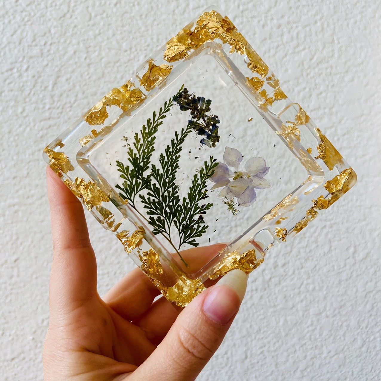 Handmade Pressed Flowers Nature Lilac Gold Resin Ashtray Decor Art Mold
