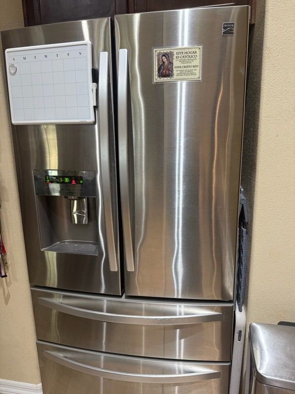 Kenmore Refrigerator 