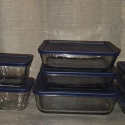 15 Anchor Glass Containers