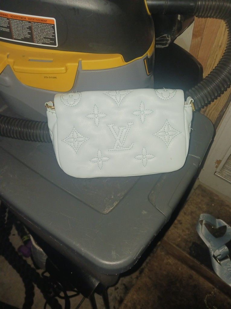 LOUIS VUITTON BLUE PURSE