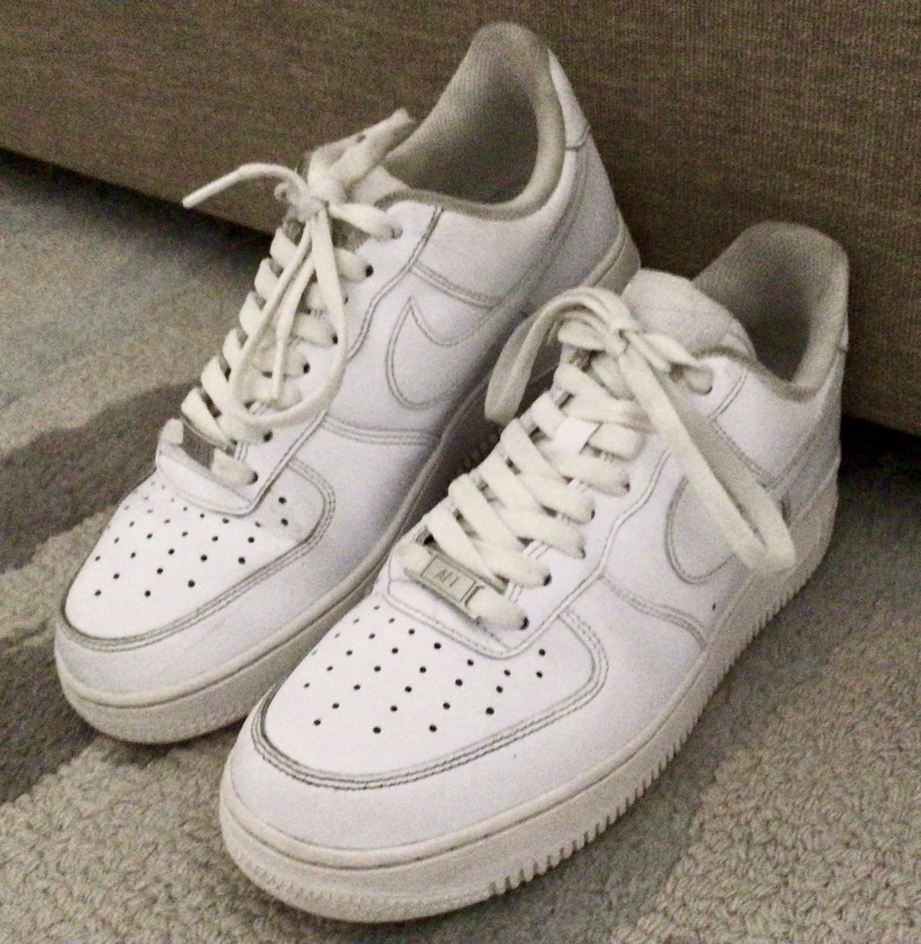 White Nike Air Force 1’s