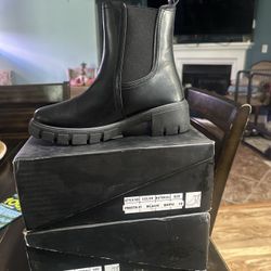 Black Boots