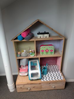 Wooden Dollhouse Bookcase & Toy Storage