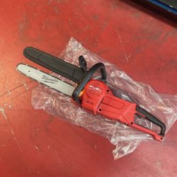 Milwaukee Fuel M18 Chainsaw