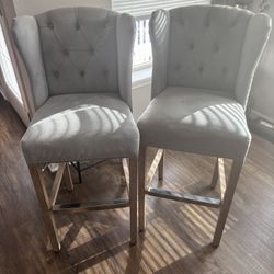 Set Of 2 Vintage Style Button Trim Tufted Suede Barstools