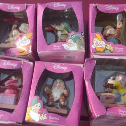 Disney collectable figurines 