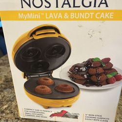 Mini Bundt Cake Maker 