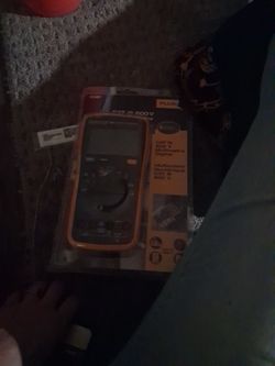 Fluke 15B+ Digital Multimeter CAT III 600V