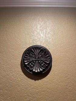 Classic Round WALL DECOR 10” Diameter