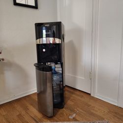 5 Gallon Primo Hot And Cold Water Tower. 