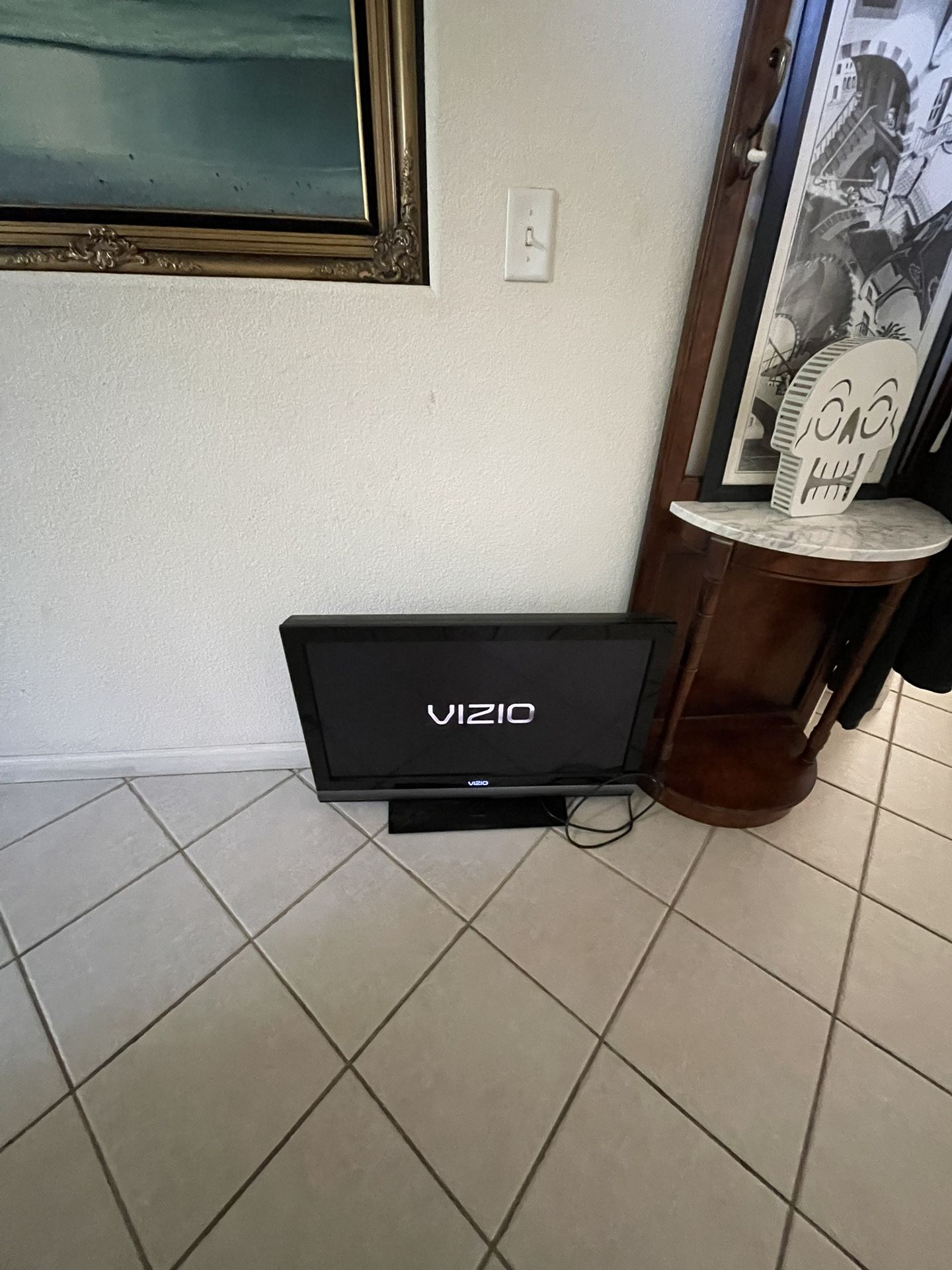 TV