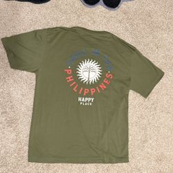 Chill In The Philippines T-shirt Size L