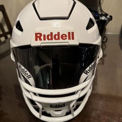 Riddle Axiom Helmet