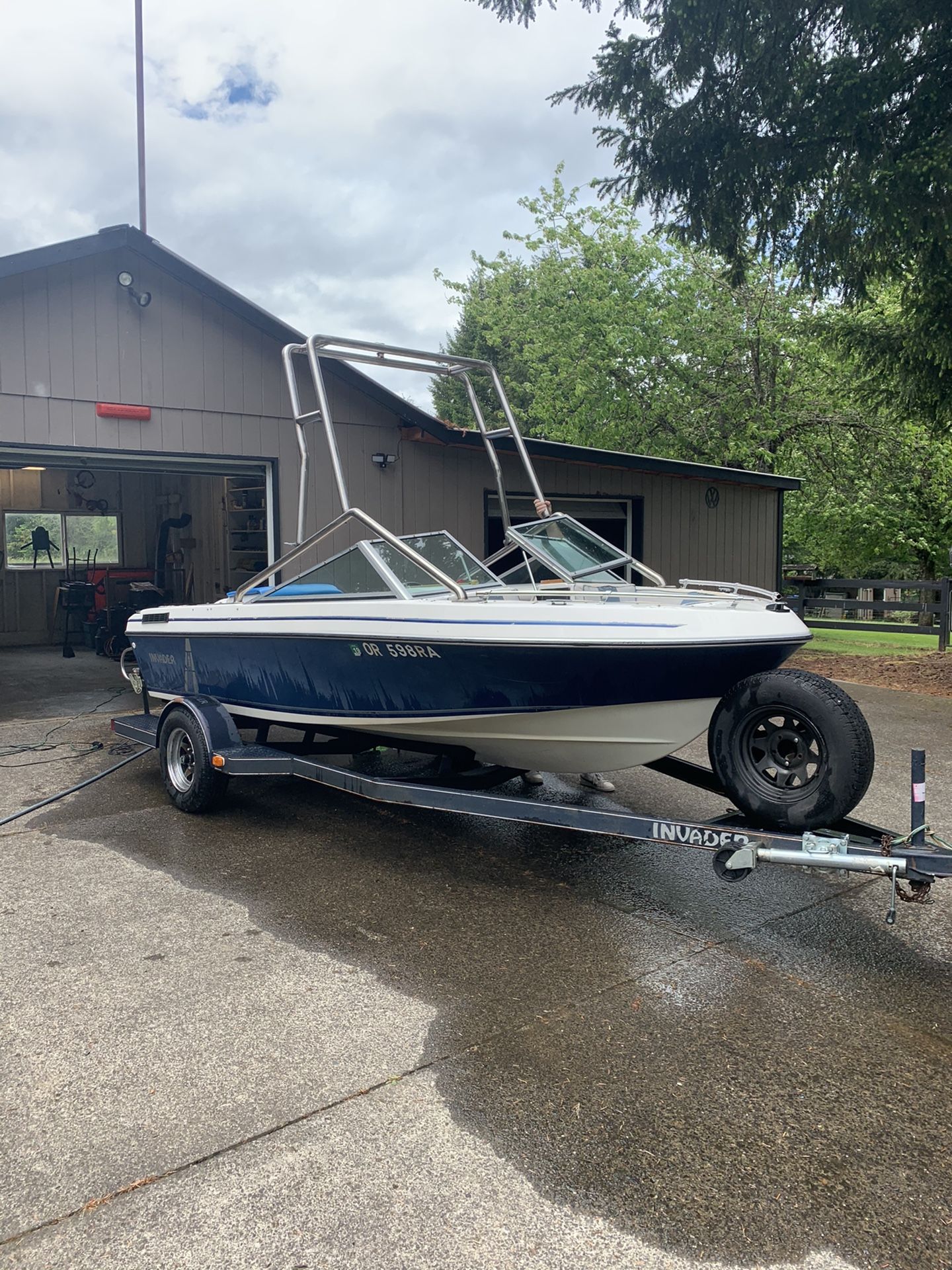 Invader SKI Boat For Sale ZeBoats