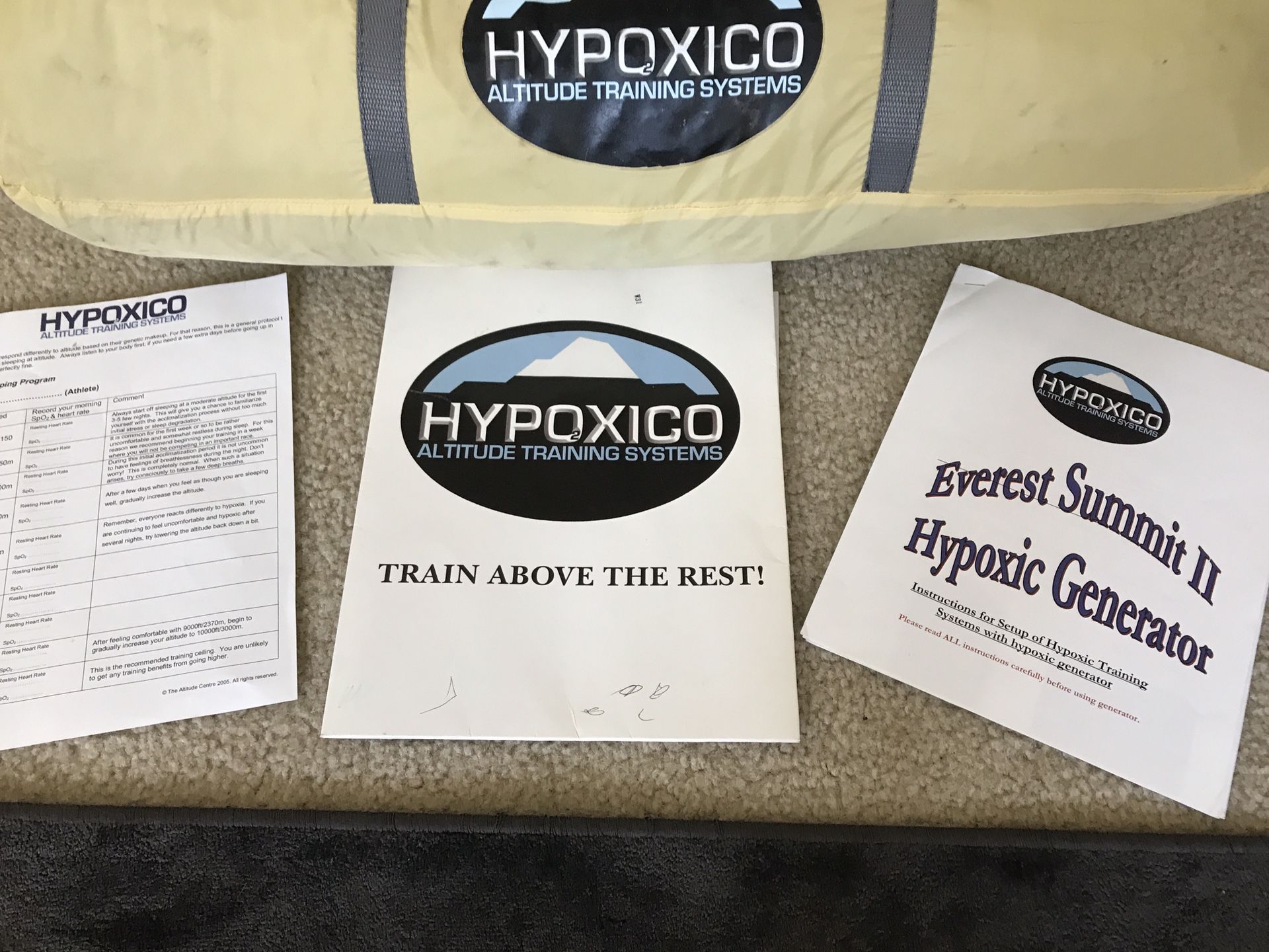 Altitude Chamber Hypoxico EVEREST SUMMIT II – ALTITUDE GENERATOR Portable