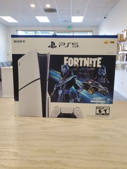  🎯 PS5 Slim Fortnite Bundle – Only $449!