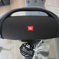 JBL Boombox