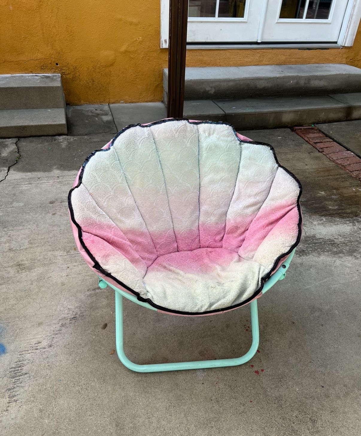 seashells Children’s Chairs