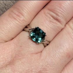 Natural Green Quartz Ring S925 Sz 7